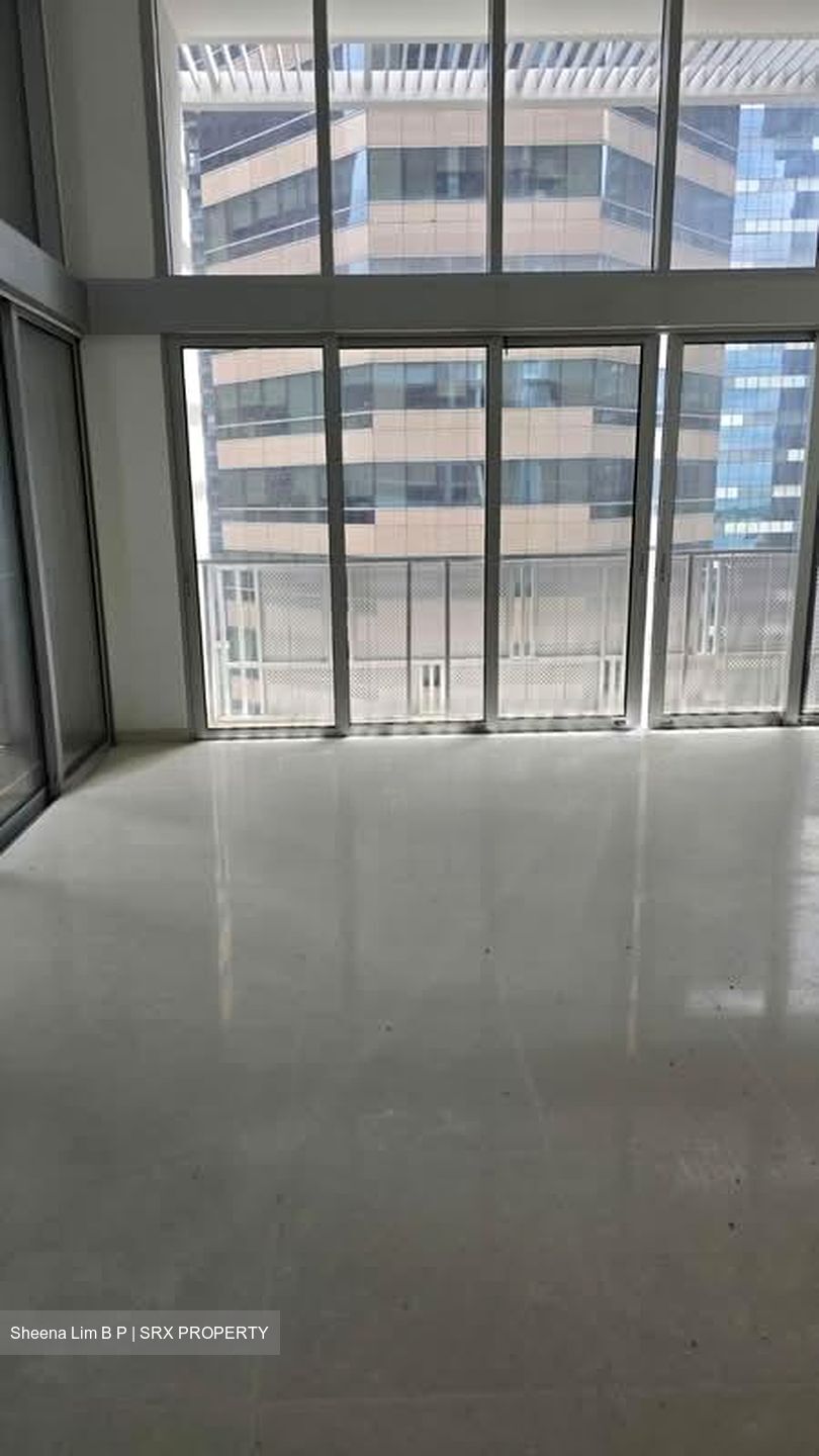 Eon Shenton (D2), Office #534073521
